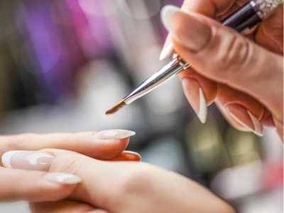 НАЙ-ЧЕСТО СРЕЩАНИТЕ ГРЕШКИ ПРИ НАНАСЯНЕ НА ГЕЛ ЛАК